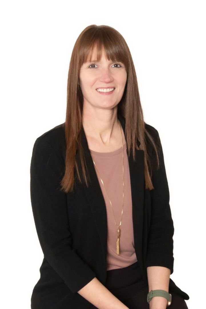 Jen-hanson-cropped-721